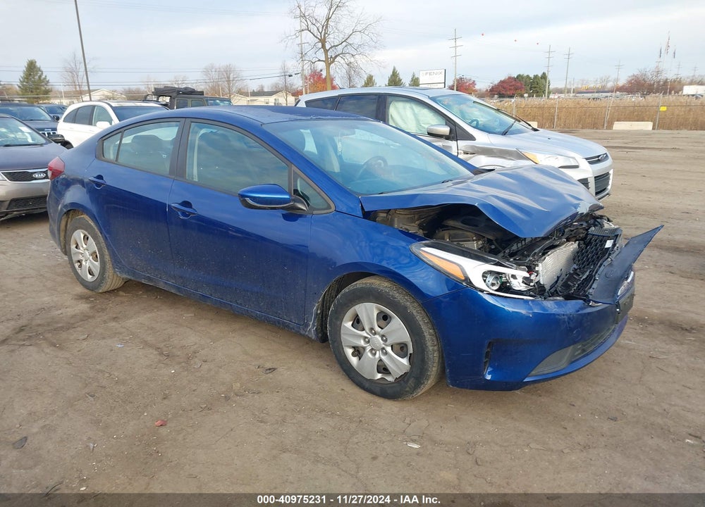 2018 KIA FORTE LX VIN: 3KPFK4A78JE170526