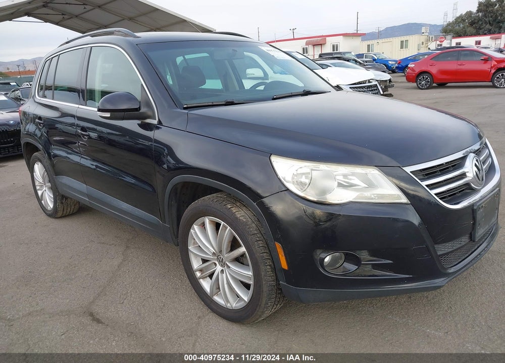 2009 VOLKSWAGEN TIGUAN SE VIN: WVGAV75N09W526508