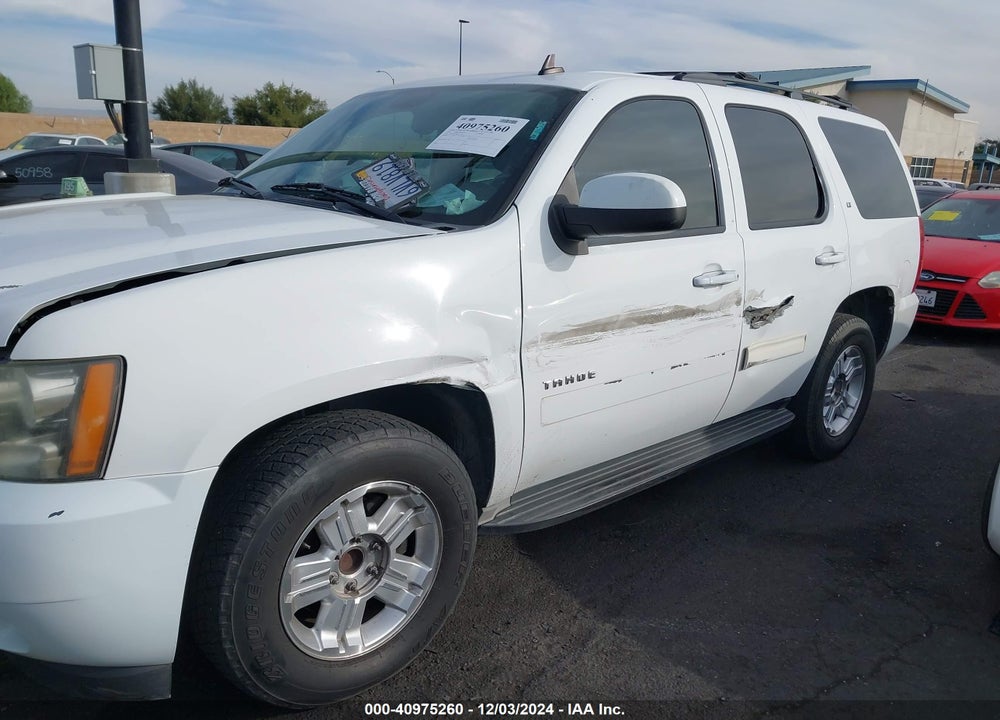 2011 CHEVROLET TAHOE LS VIN: 1GNSCAE04BR121697