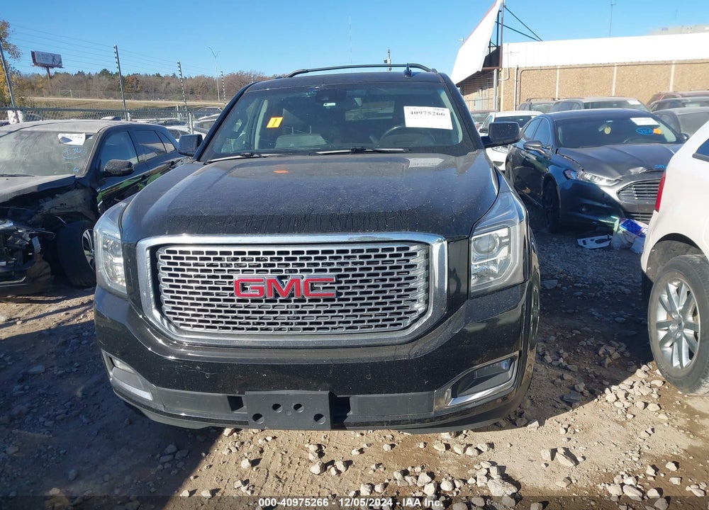 2017 GMC YUKON DENALI VIN: 1GKS2CKJXHR385511