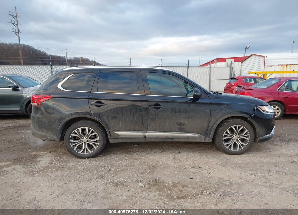 2018 MITSUBISHI OUTLANDER SEL VIN: JA4AD3A31JJ000890