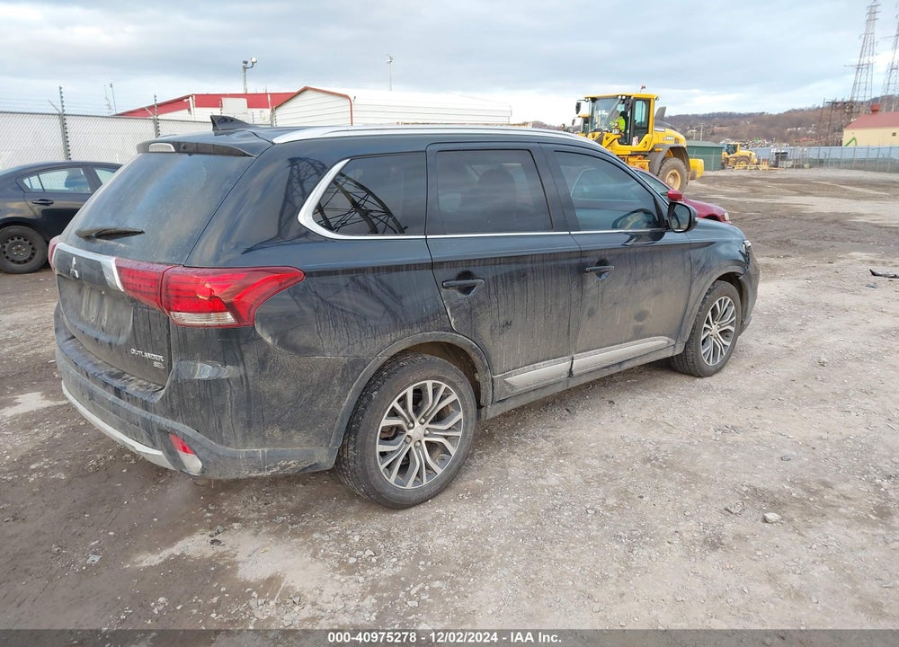 2018 MITSUBISHI OUTLANDER SEL VIN: JA4AD3A31JJ000890