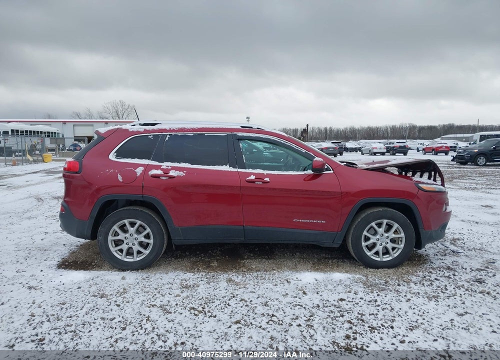 2017 JEEP CHEROKEE LATITUDE 4X4 VIN: 1C4PJMCB0HW537668