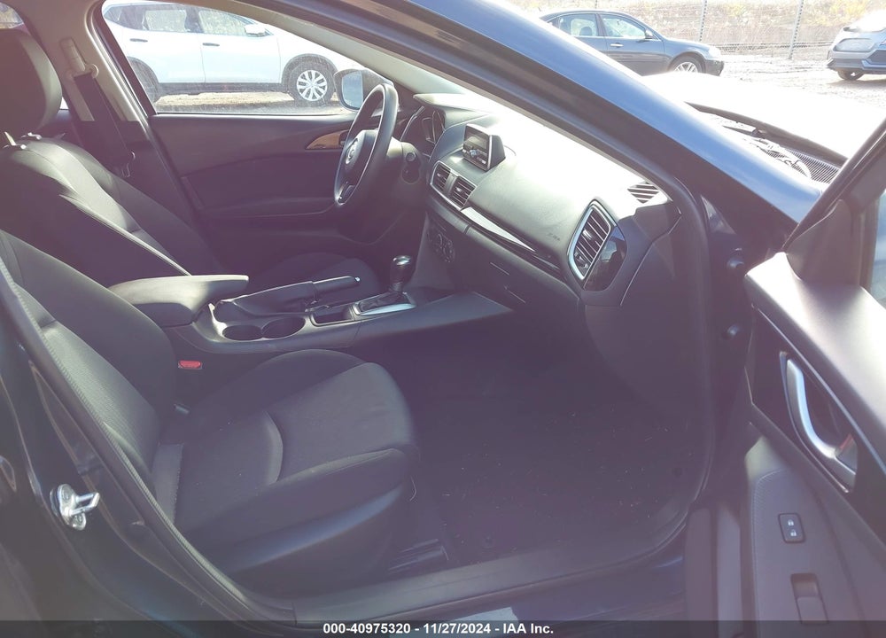2014 MAZDA 3 I SPORT VIN: JM1BM1K78E1137086