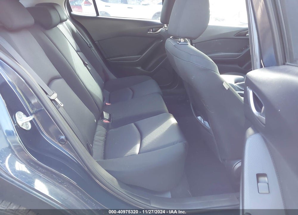 2014 MAZDA 3 I SPORT VIN: JM1BM1K78E1137086