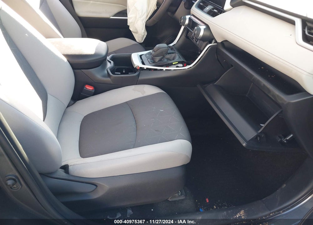 2024 TOYOTA RAV4 HYBRID XLE VIN: 2T3RWRFV8RW229838
