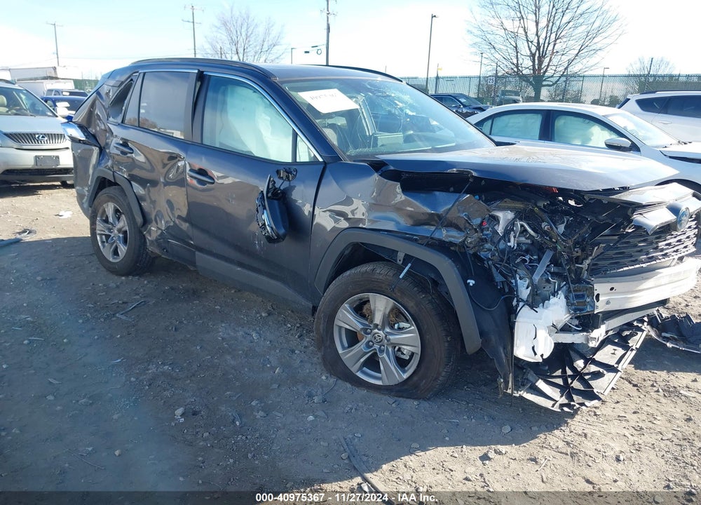 2024 TOYOTA RAV4 HYBRID XLE VIN: 2T3RWRFV8RW229838