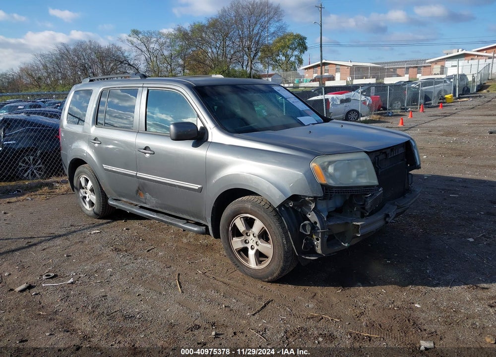 2011 HONDA PILOT EX-L VIN: 5FNYF3H79BB031370