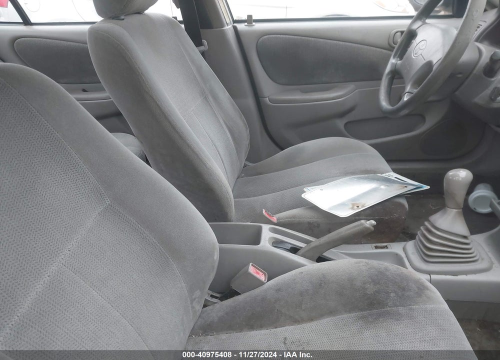 2001 TOYOTA COROLLA CE VIN: 2T1BR12E21C415504