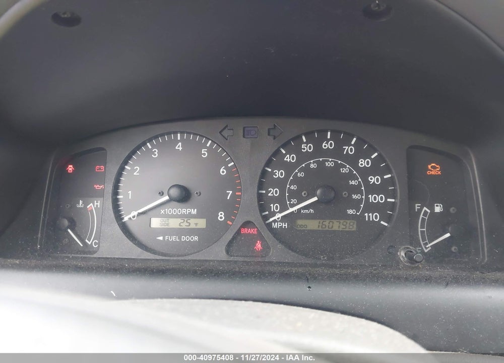 2001 TOYOTA COROLLA CE VIN: 2T1BR12E21C415504