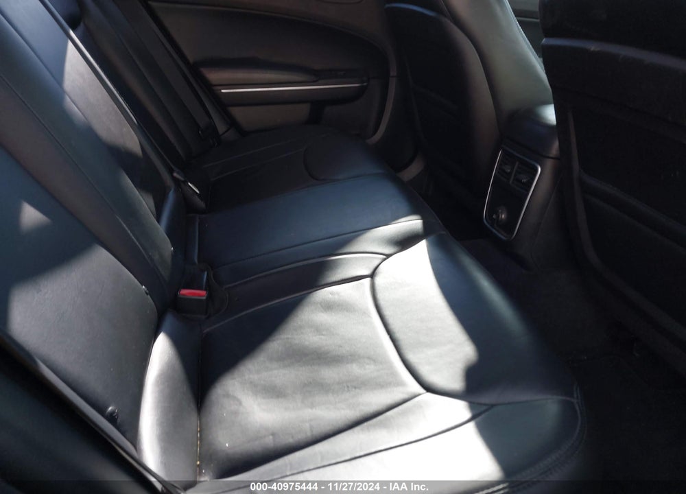 2014 CHRYSLER 300 VIN: 2C3CCAAG3EH340255