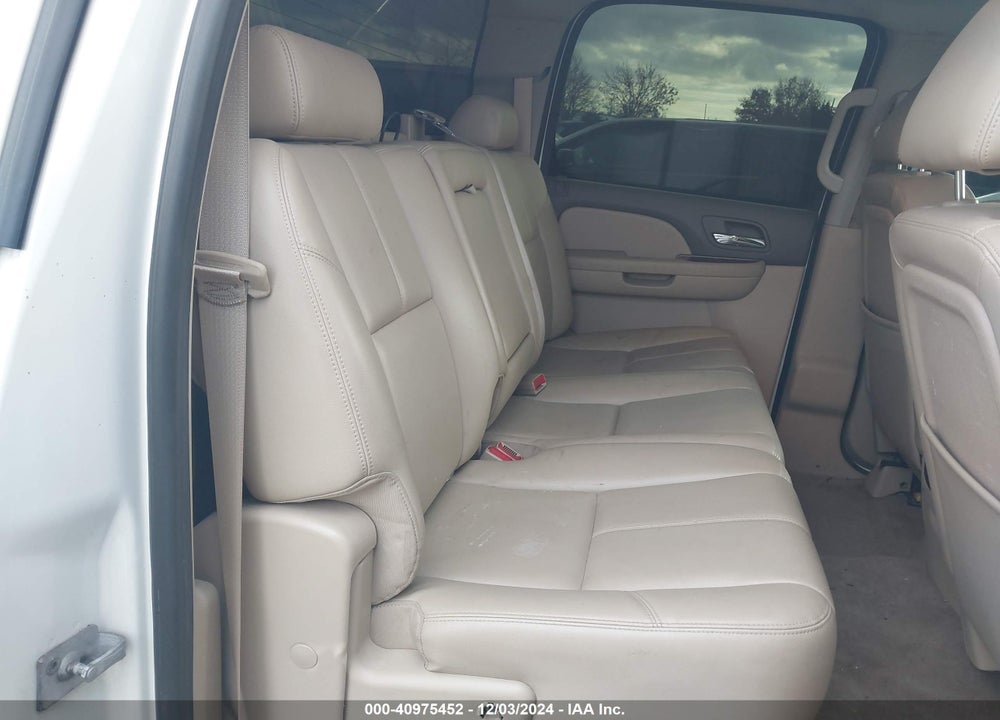 2011 CHEVROLET SILVERADO 1500 LTZ VIN: 3GCPKTE36BG223820