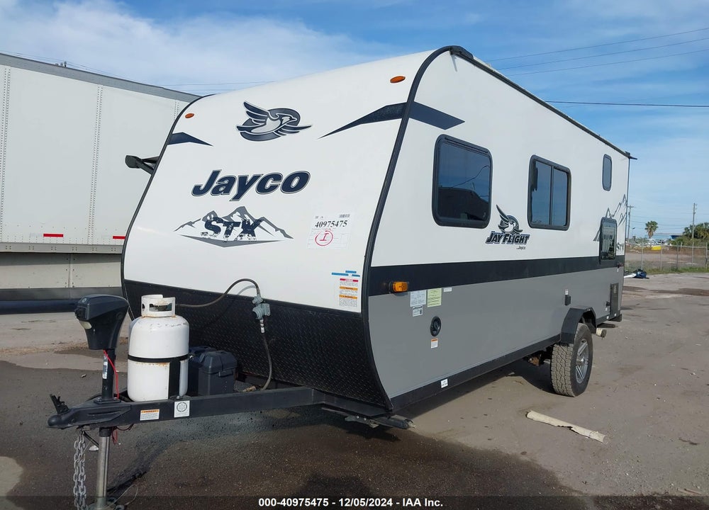 2022 JAYCO JAYFLIGHT TRAVEL TRAILER VIN: 1UJBJ0AJ7N17J1063