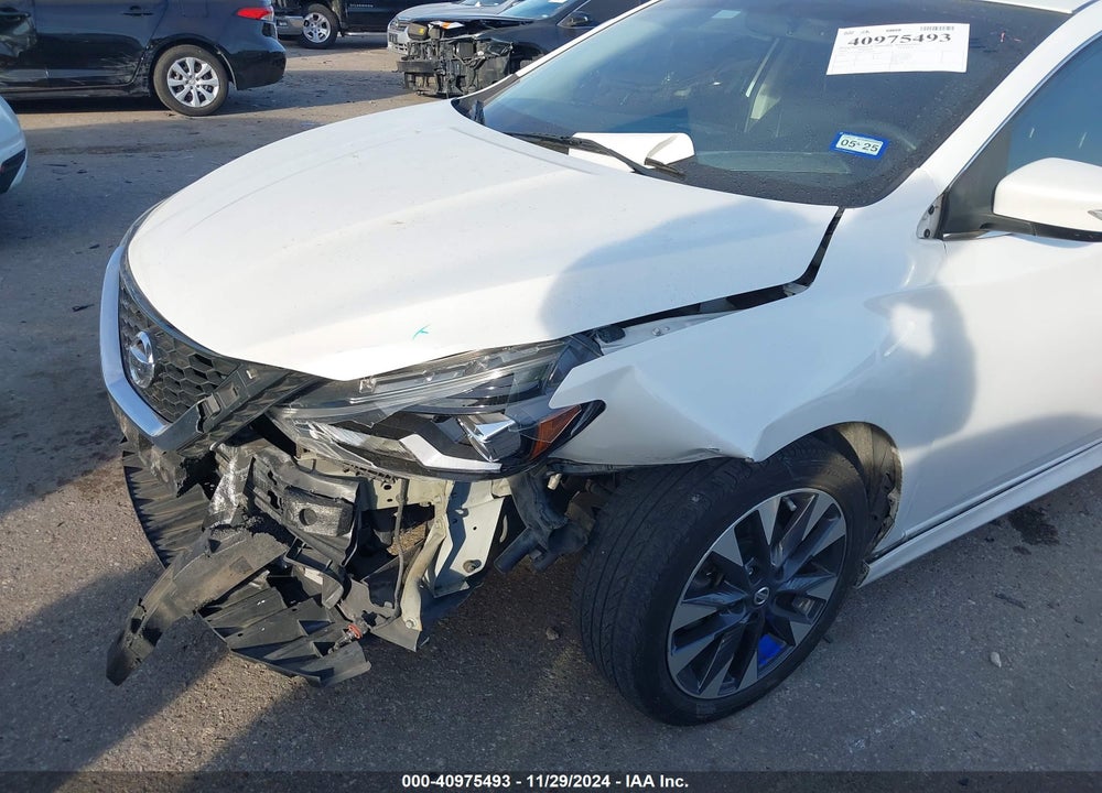 2016 NISSAN SENTRA SR VIN: 3N1AB7AP1GY244570