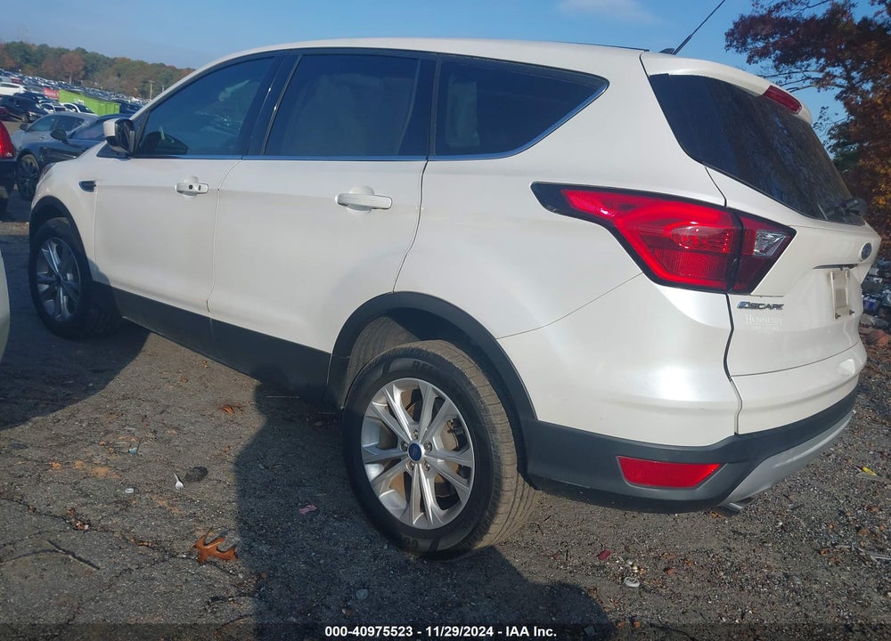 2019 FORD ESCAPE SE VIN: 1FMCU0GD7KUA87803