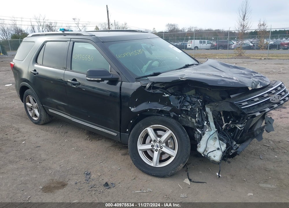 2017 FORD EXPLORER XLT VIN: 1FM5K8D81HGD96596
