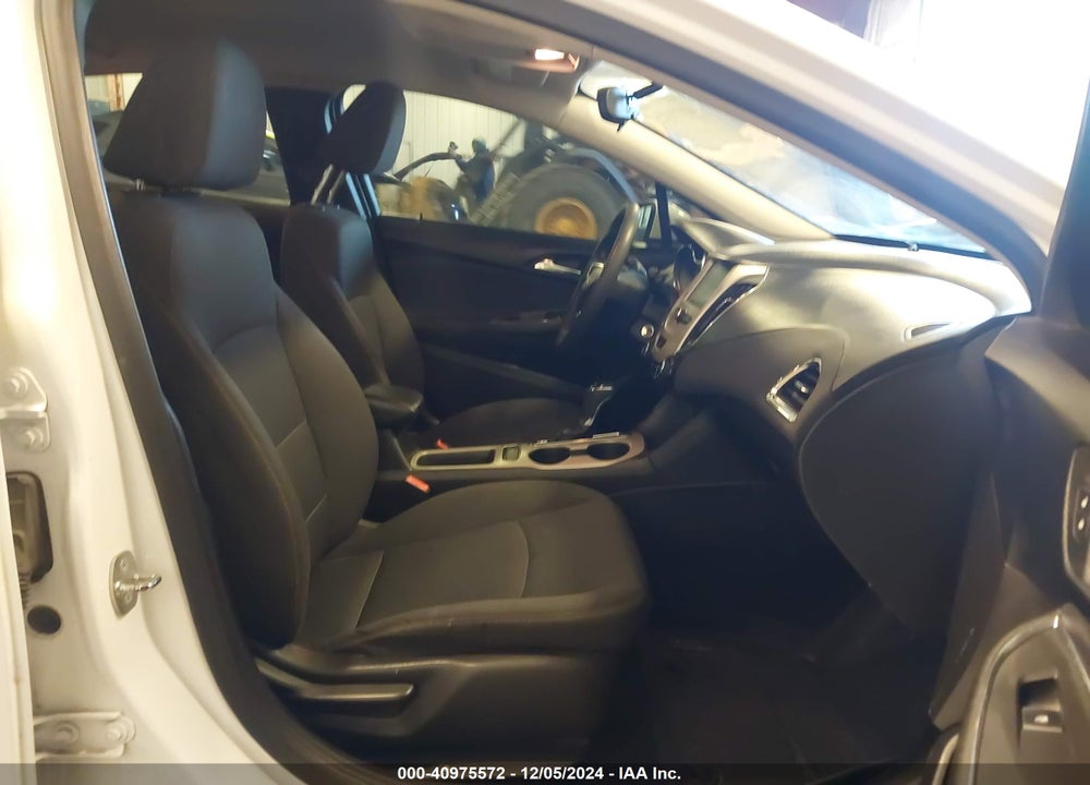 2018 CHEVROLET CRUZE LS AUTO VIN: 1G1BC5SM8J7197143