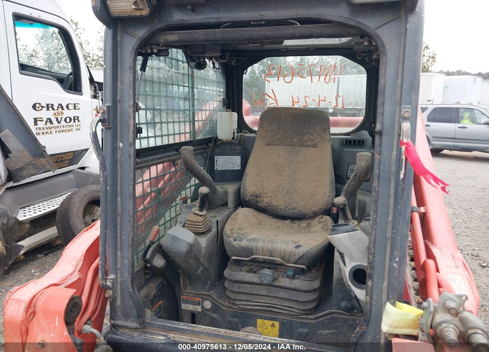 2016 KUBOTA SVK75-2 VIN: JKUC0752H01S26701