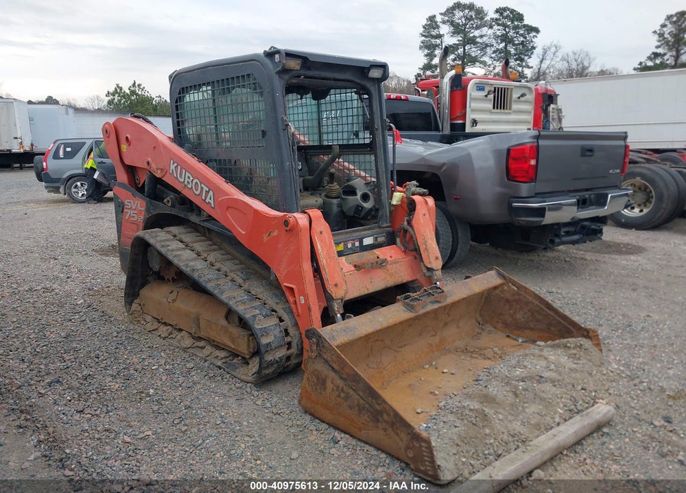 2016 KUBOTA SVK75-2 VIN: JKUC0752H01S26701