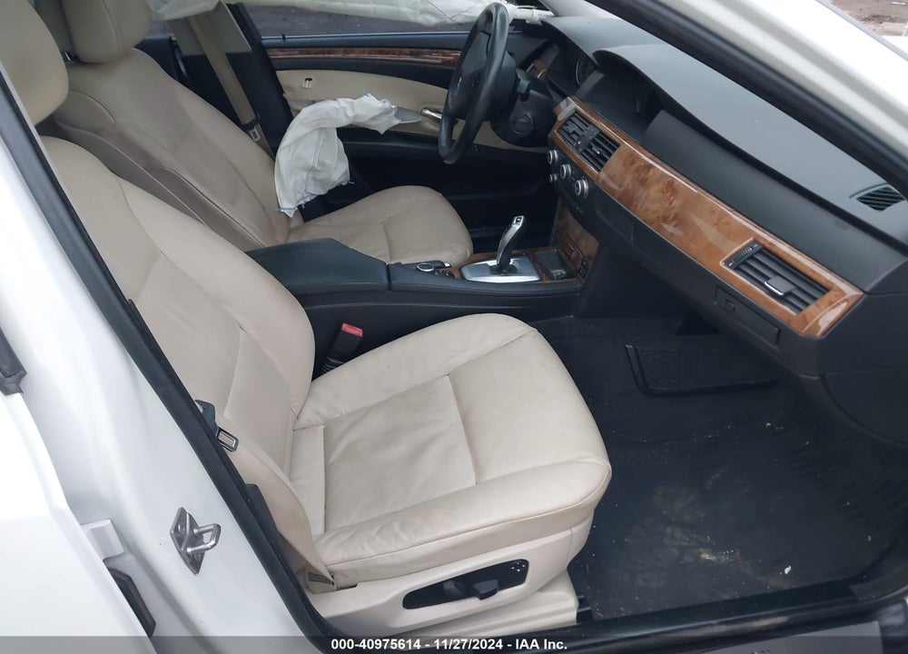 2010 BMW 528I XDRIVE VIN: WBANV1C53AC389279