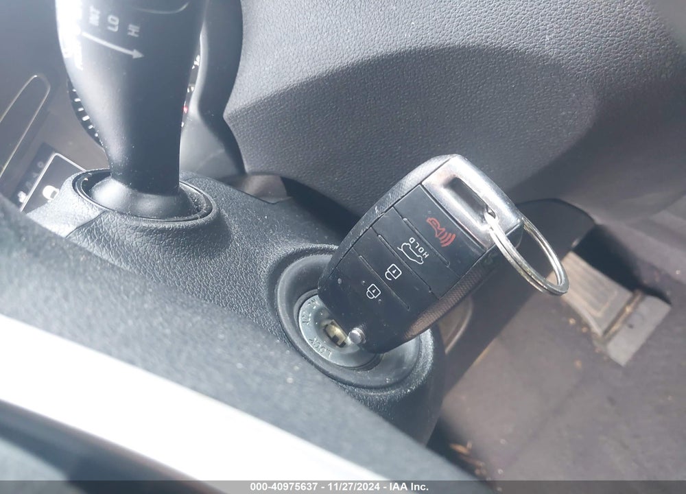 2017 KIA SORENTO 2.4L LX VIN: 5XYPG4A31HG287753