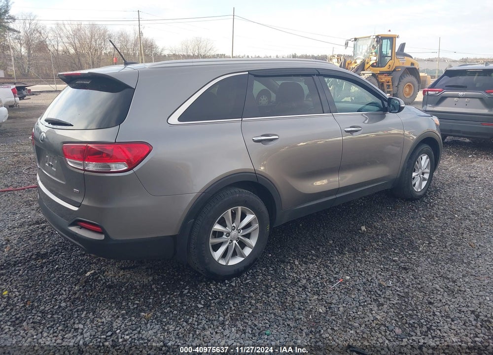 2017 KIA SORENTO 2.4L LX VIN: 5XYPG4A31HG287753