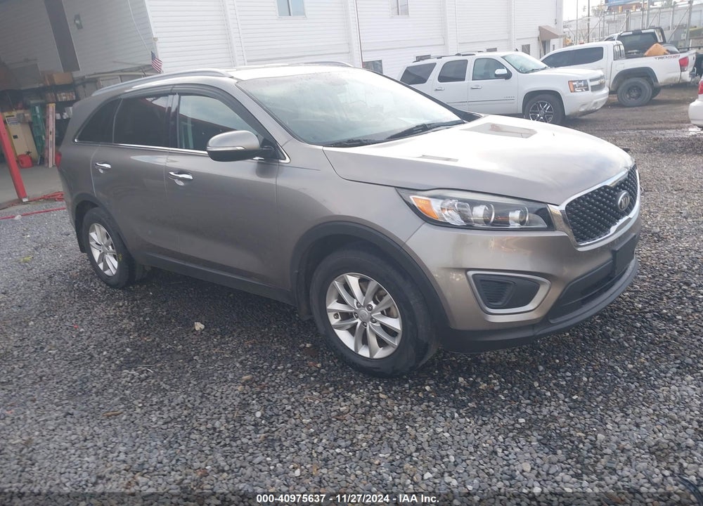 2017 KIA SORENTO 2.4L LX VIN: 5XYPG4A31HG287753