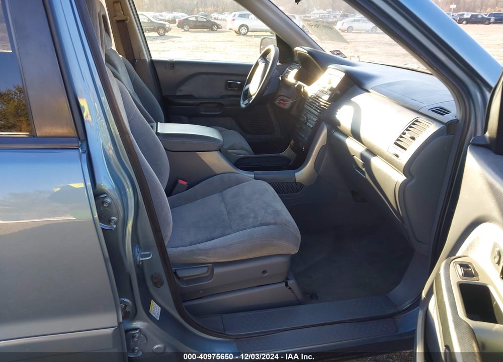 2005 HONDA PILOT EX VIN: 2HKYF184X5H517055