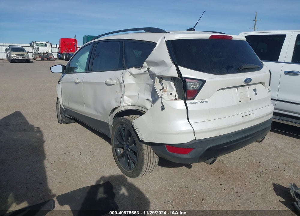 2017 FORD ESCAPE SE VIN: 1FMCU0G99HUE36951