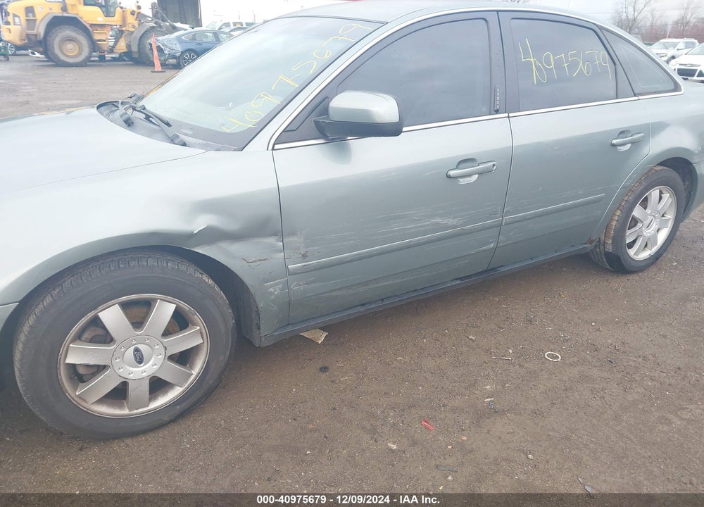 2005 FORD FIVE HUNDRED SE VIN: 1FAFP23165G125613