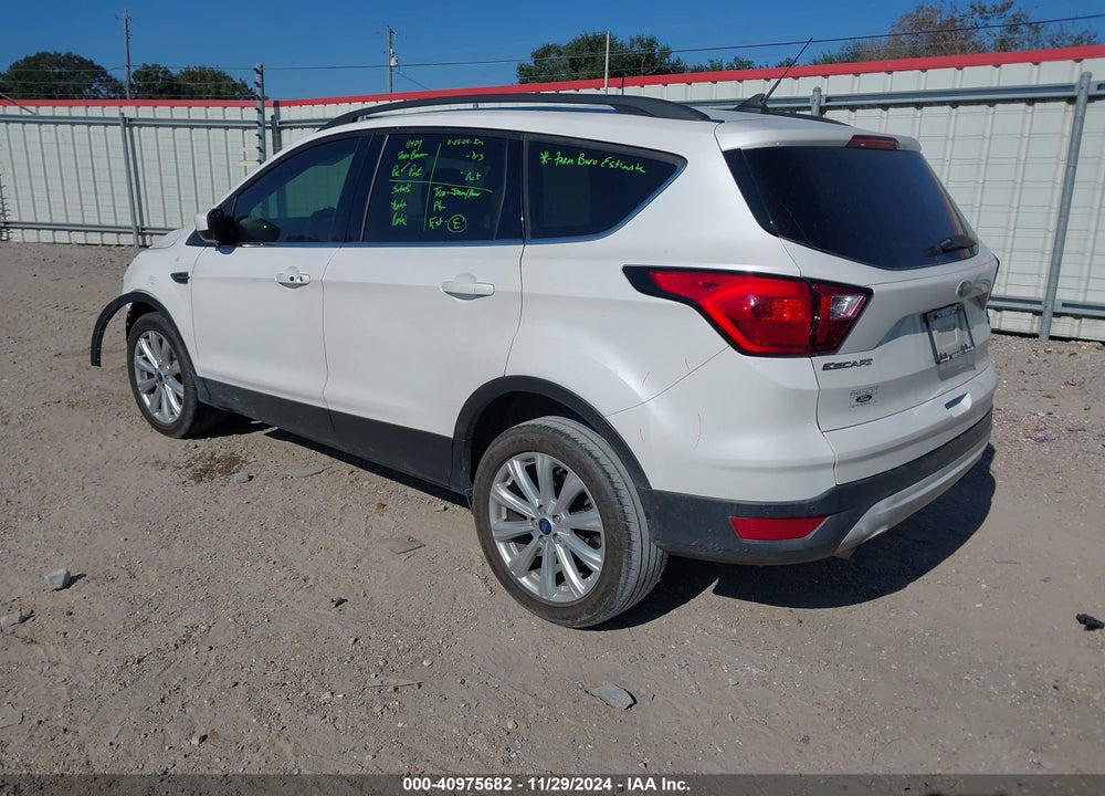 2019 FORD ESCAPE SEL VIN: 1FMCU0HD3KUB94667