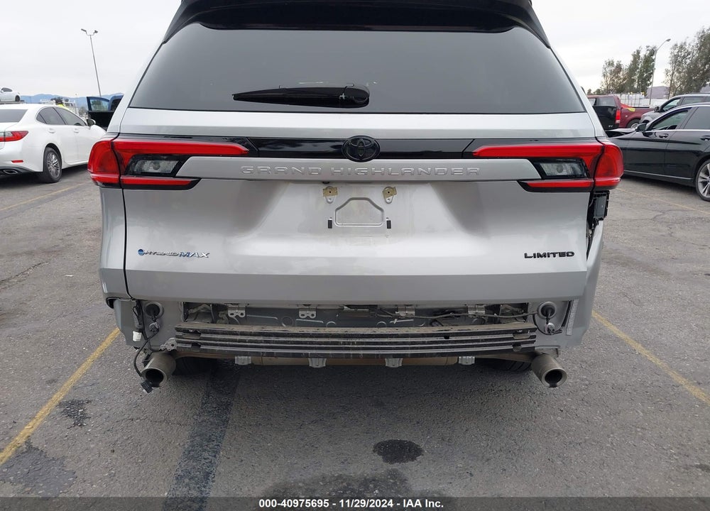 2024 TOYOTA GRAND HIGHLANDER HYBRID LIMITED MAX VIN: 5TDADAB54RS000312