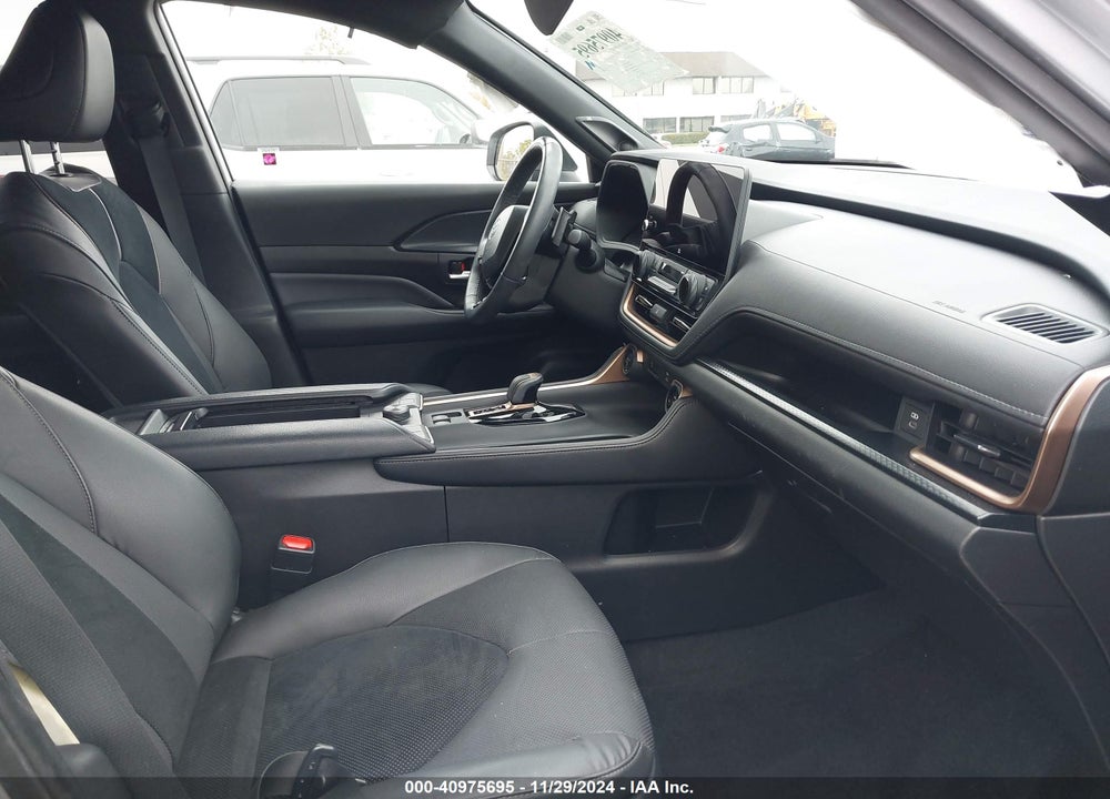 2024 TOYOTA GRAND HIGHLANDER HYBRID LIMITED MAX VIN: 5TDADAB54RS000312