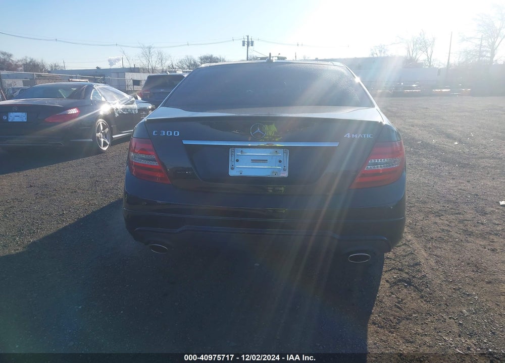 2013 MERCEDES-BENZ C 300 LUXURY 4MATIC/SPORT 4MATIC VIN: WDDGF8AB6DR268196
