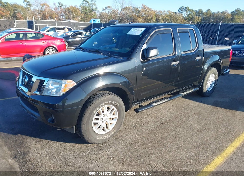2015 FRONTIER NISSAN  SV VIN: 1N6AD0ER6FN709492