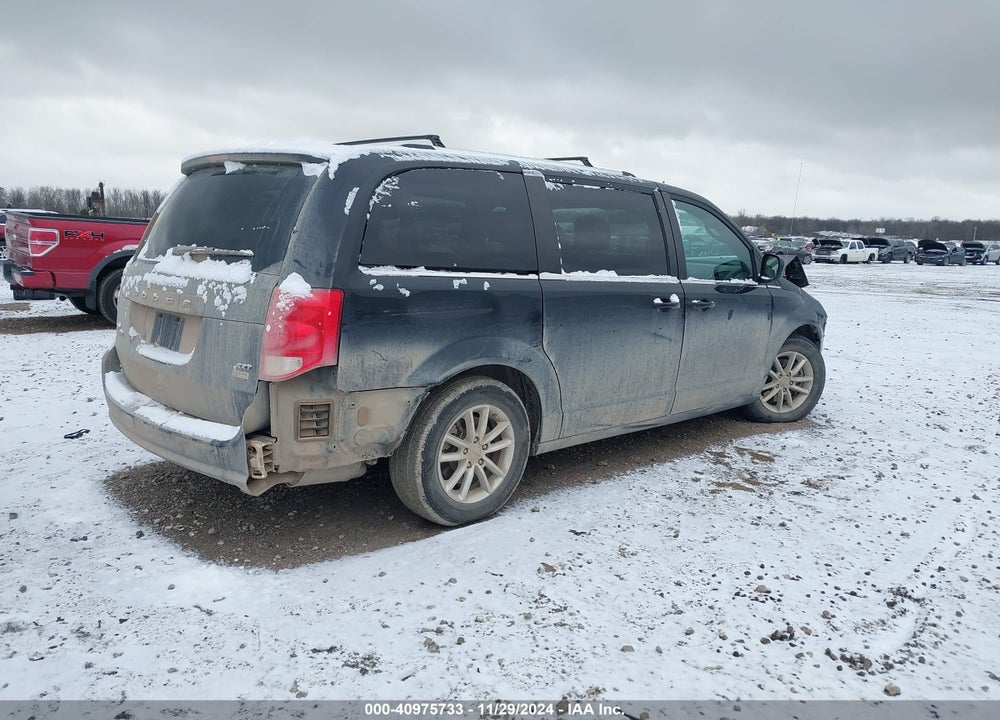 2018 DODGE GRAND CARAVAN SXT VIN: 2C4RDGCG6JR327216
