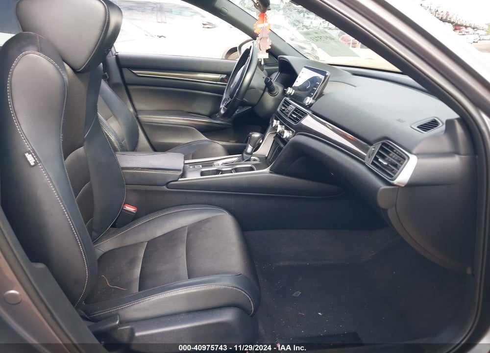2018 HONDA ACCORD SPORT VIN: 1HGCV1F31JA250740