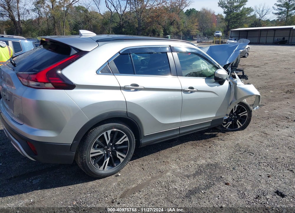 2024 MITSUBISHI ECLIPSE CROSS SE VIN: JA4ATWAA1RZ041018