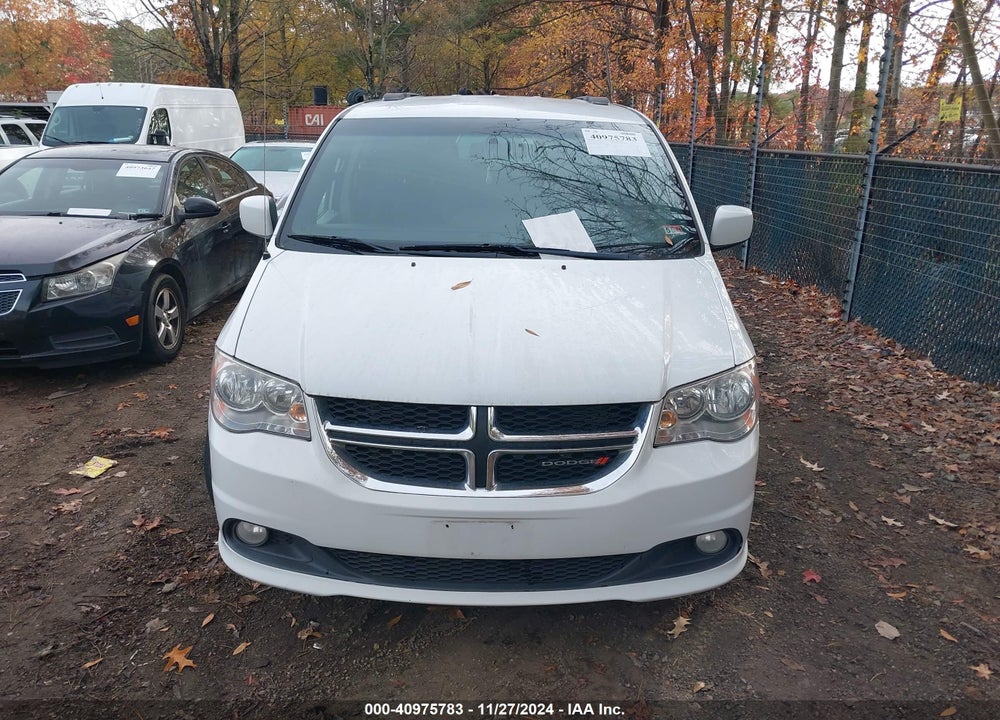 2017 DODGE GRAND CARAVAN VIN: 2C4RDGCG5HR828219