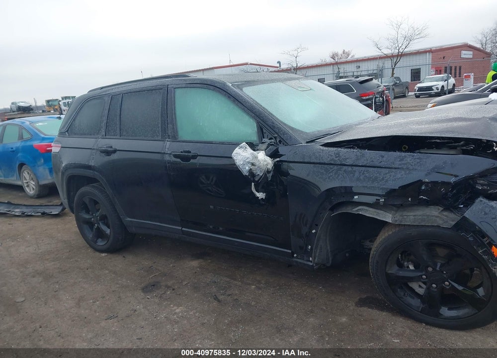2024 JEEP GRAND CHEROKEE LIMITED 4X4 VIN: 1C4RJHBG1RC679138