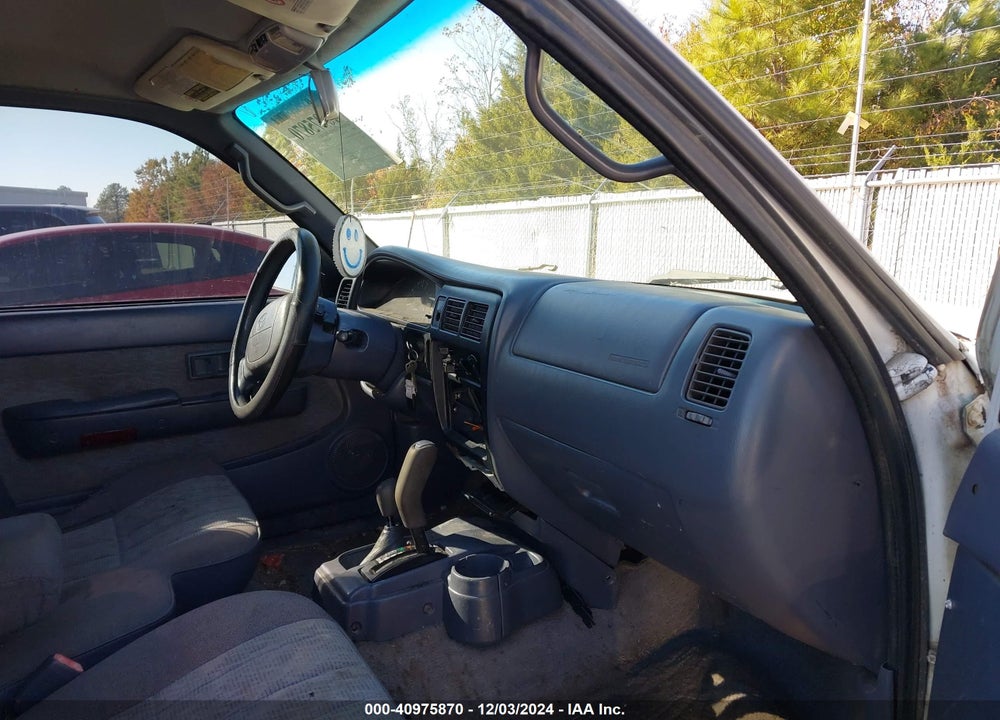 1998 TOYOTA TACOMA VIN: 4TAWM72N6WZ113547