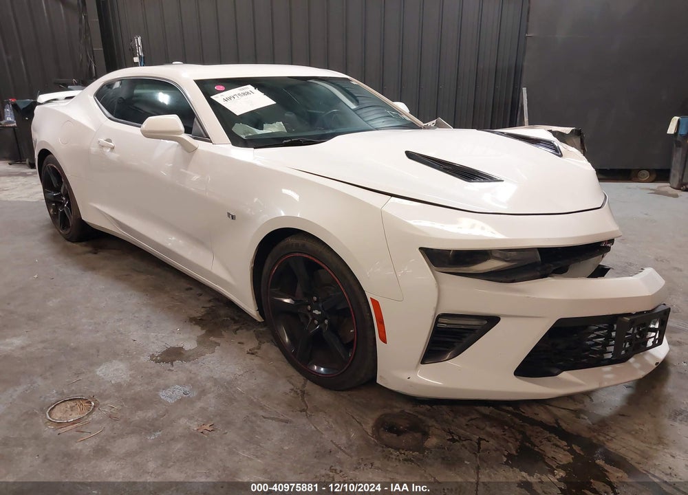 2017 CHEVROLET CAMARO 2SS VIN: 1G1FH1R72H0102414