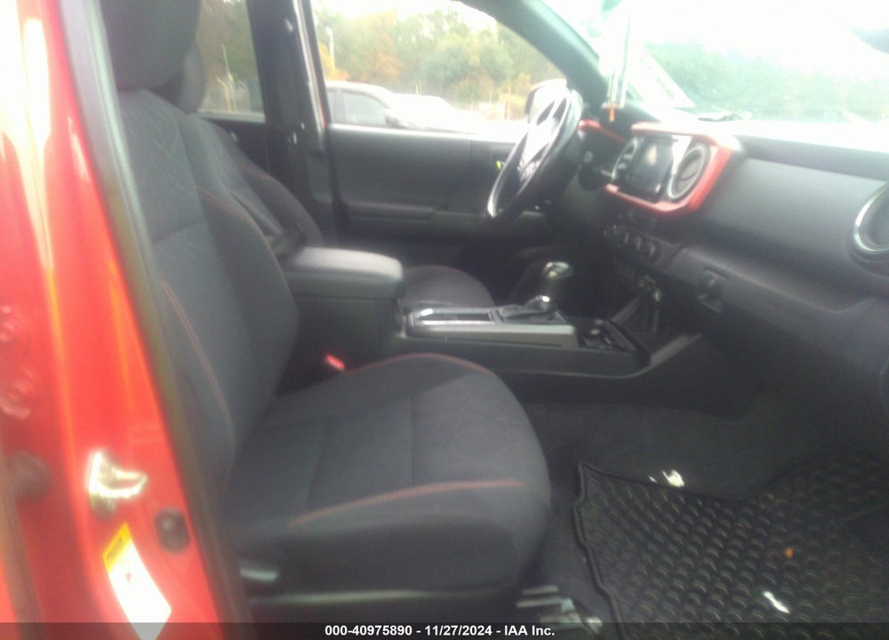 2016 TOYOTA TACOMA SR5 VIN: 5TFDZ5BN7GX010068