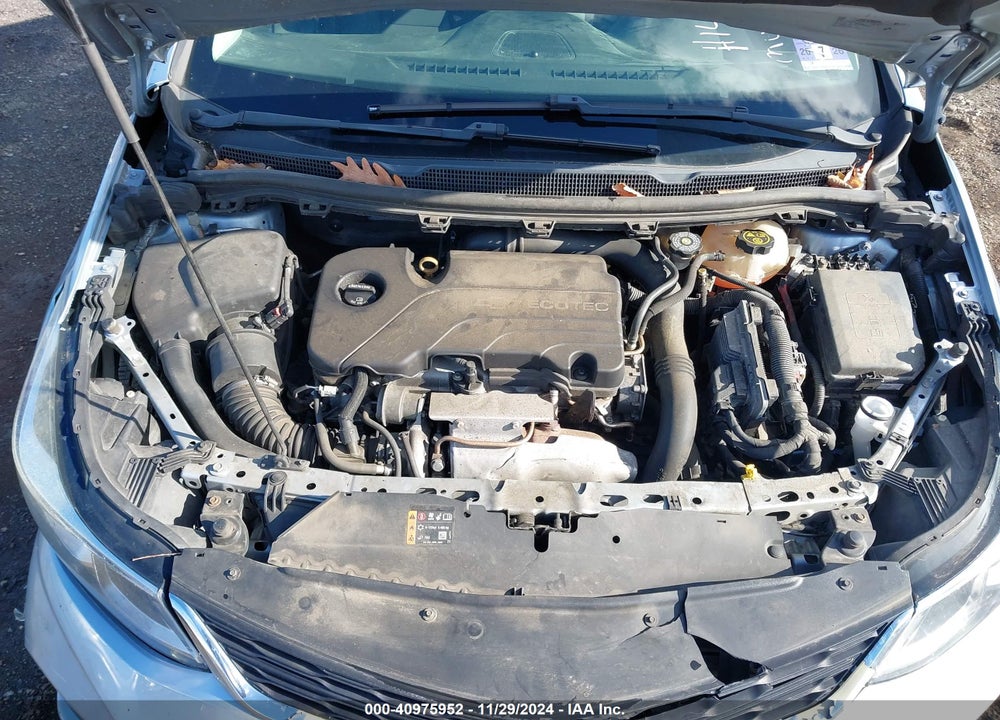 2017 CHEVROLET CRUZE VIN: 1G1BC5SM0H7270323