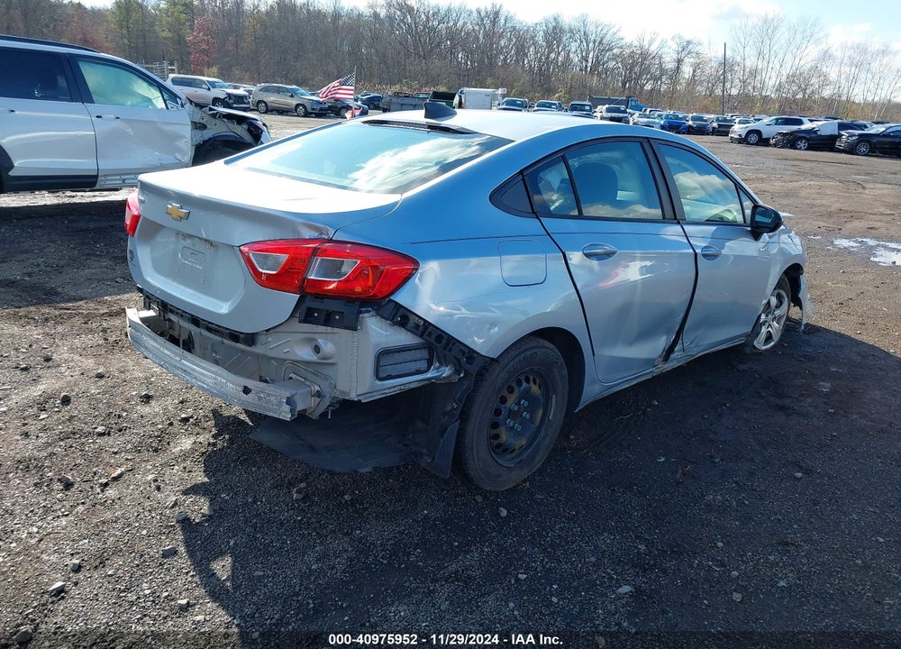 2017 CHEVROLET CRUZE VIN: 1G1BC5SM0H7270323