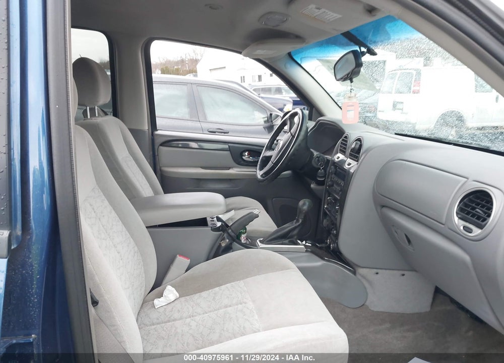 2005 GMC ENVOY SLE VIN: 1GKDT13S552216969