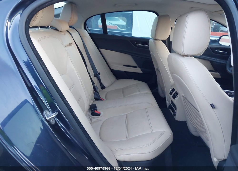 2017 JAGUAR XE 25T PRESTIGE VIN: SAJAE4BG8HA965042