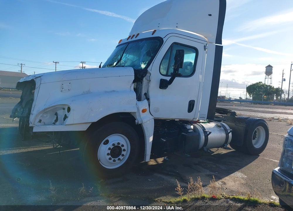 2014 FREIGHTLINER CASCADIA 125 VIN: 1FUBGDDVXELFN7338