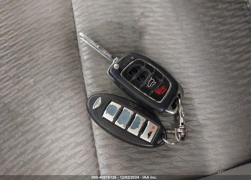 2014 HYUNDAI SANTA FE SPORT 2.4L VIN: 5XYZTDLB8EG175679