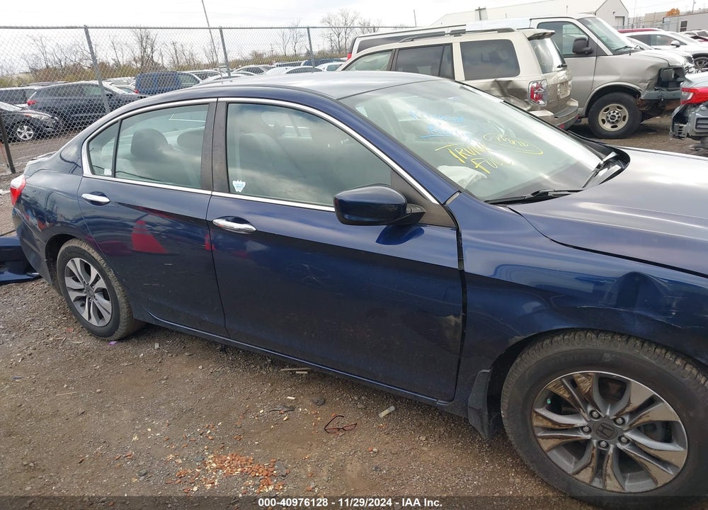 2015 HONDA ACCORD LX VIN: 1HGCR2F3XFA247367